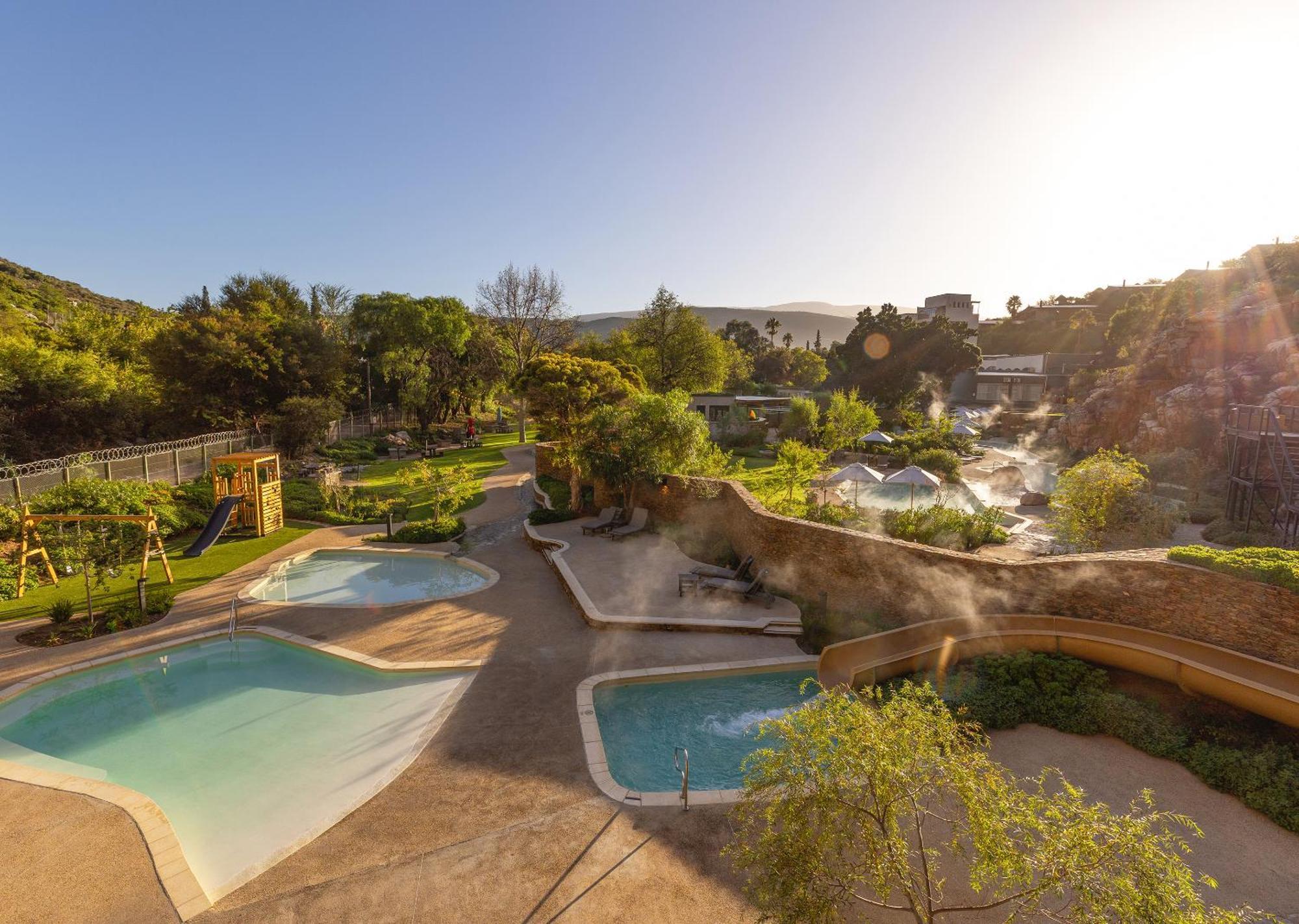 Avalon Springs Hotell Montagu Exteriör bild