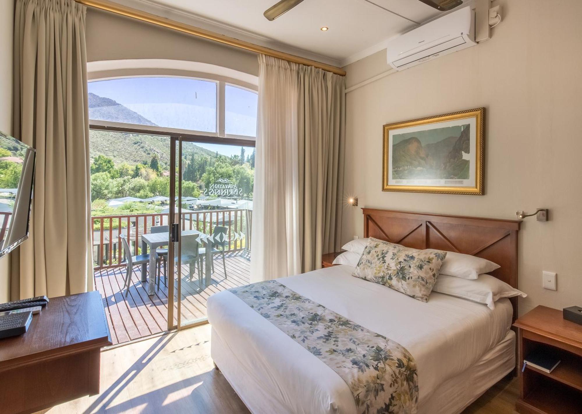 Avalon Springs Hotell Montagu Exteriör bild