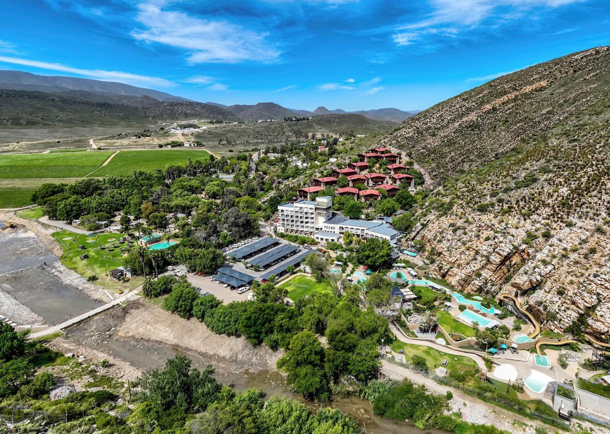 Avalon Springs Hotell Montagu Exteriör bild